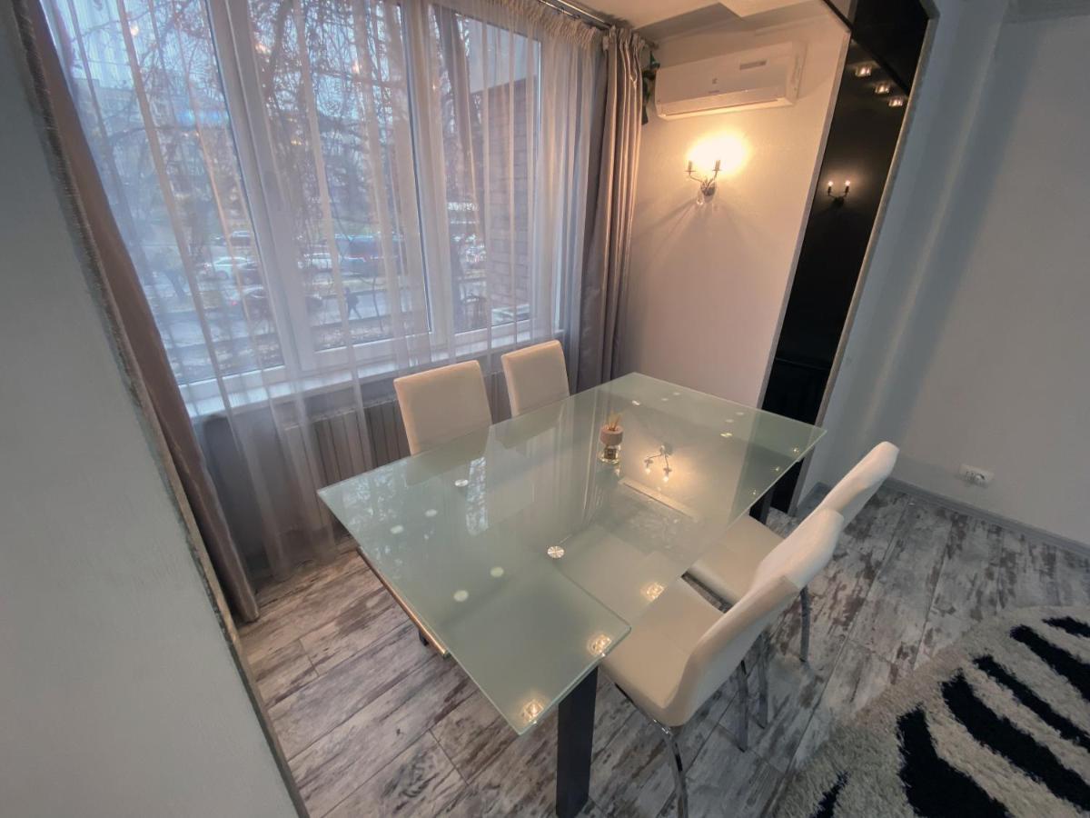 Bright Luxury Apartment Near Center Chisinau Exterior photo