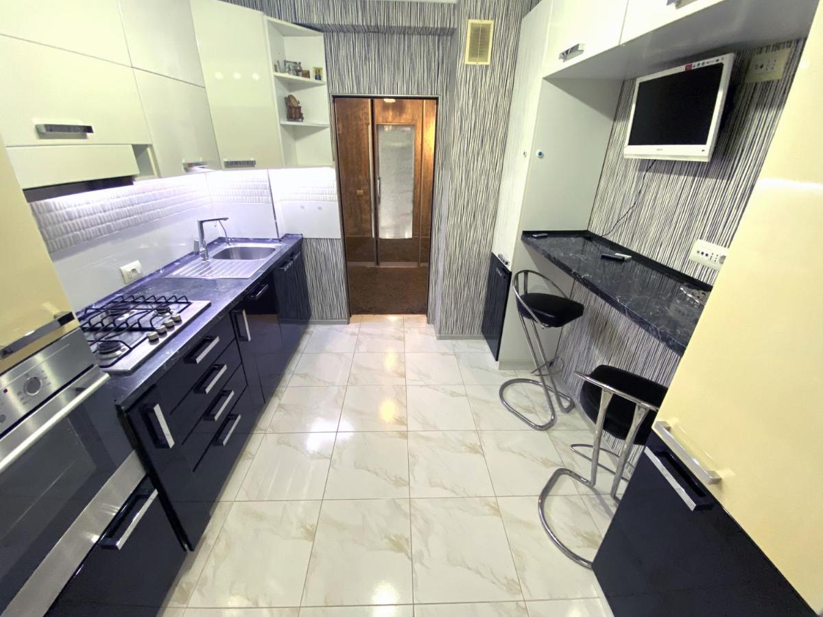 Bright Luxury Apartment Near Center Chisinau Exterior photo