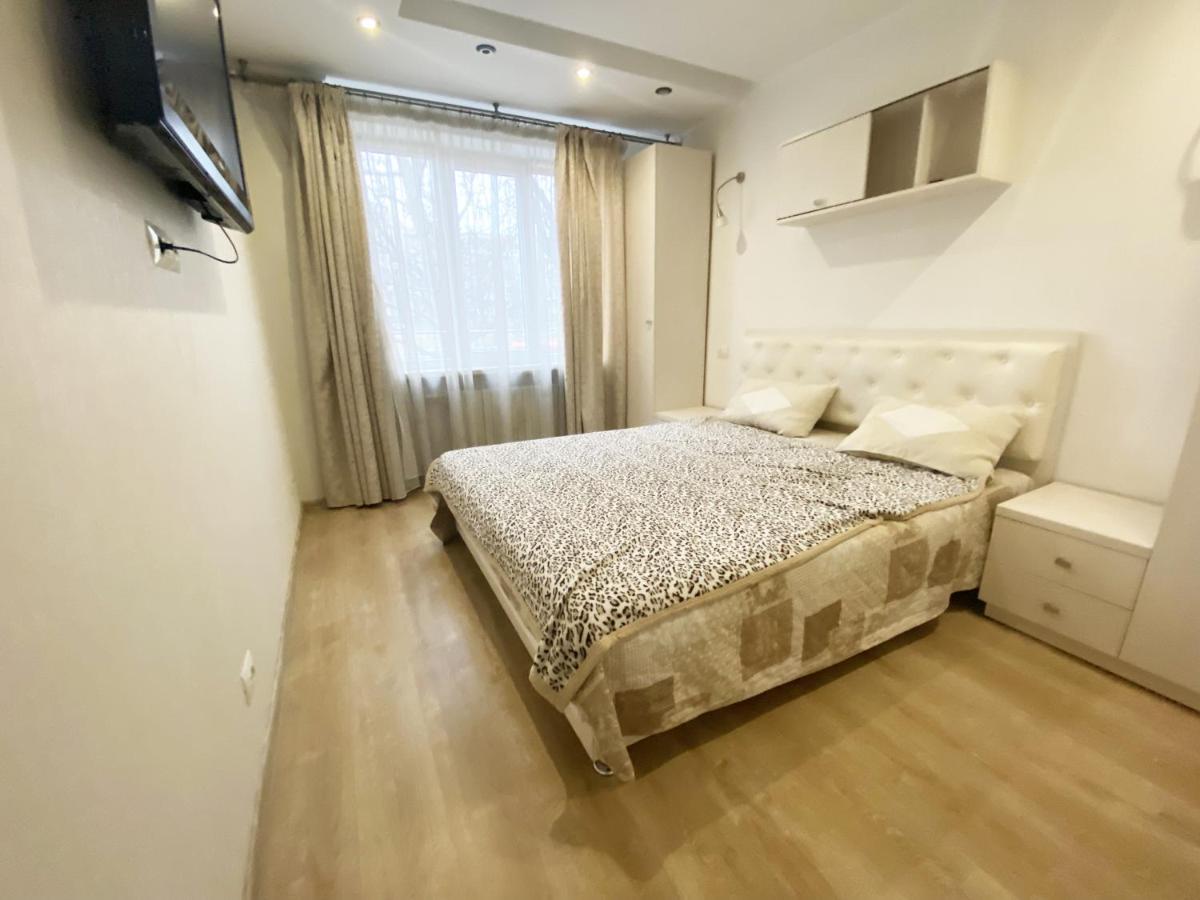 Bright Luxury Apartment Near Center Chisinau Exterior photo